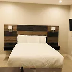 Bay Hotel