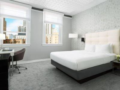 Union Square Hotel 4*