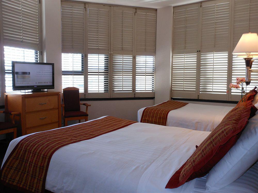 Grant Plaza Hotel