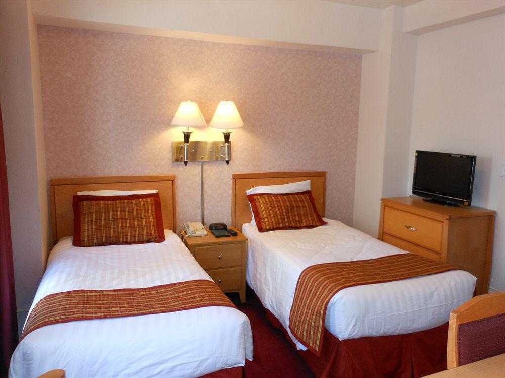 Hotel Grant Plaza 2*