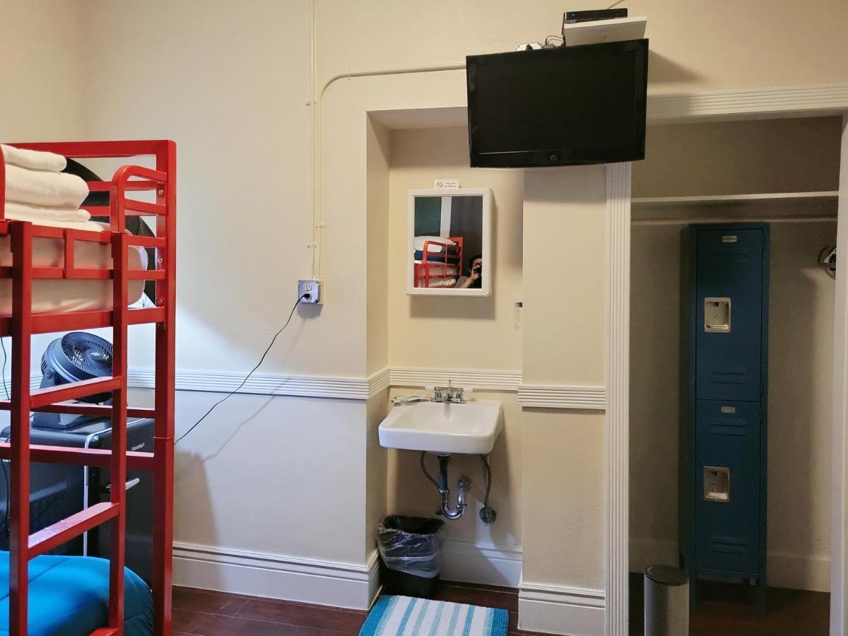 Orange Village Hostel San Francisco