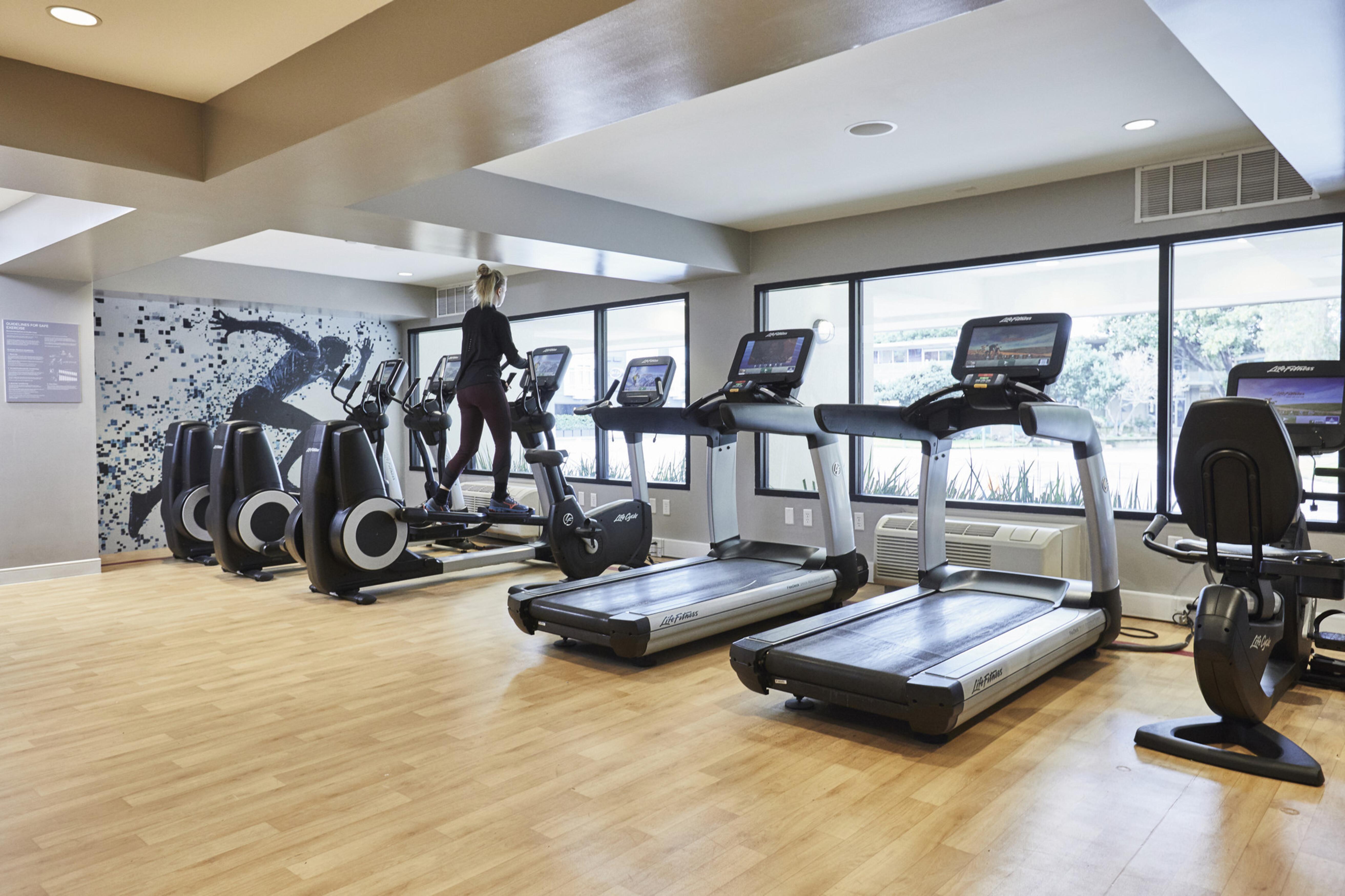 Sheraton Fisherman's Wharf 4*