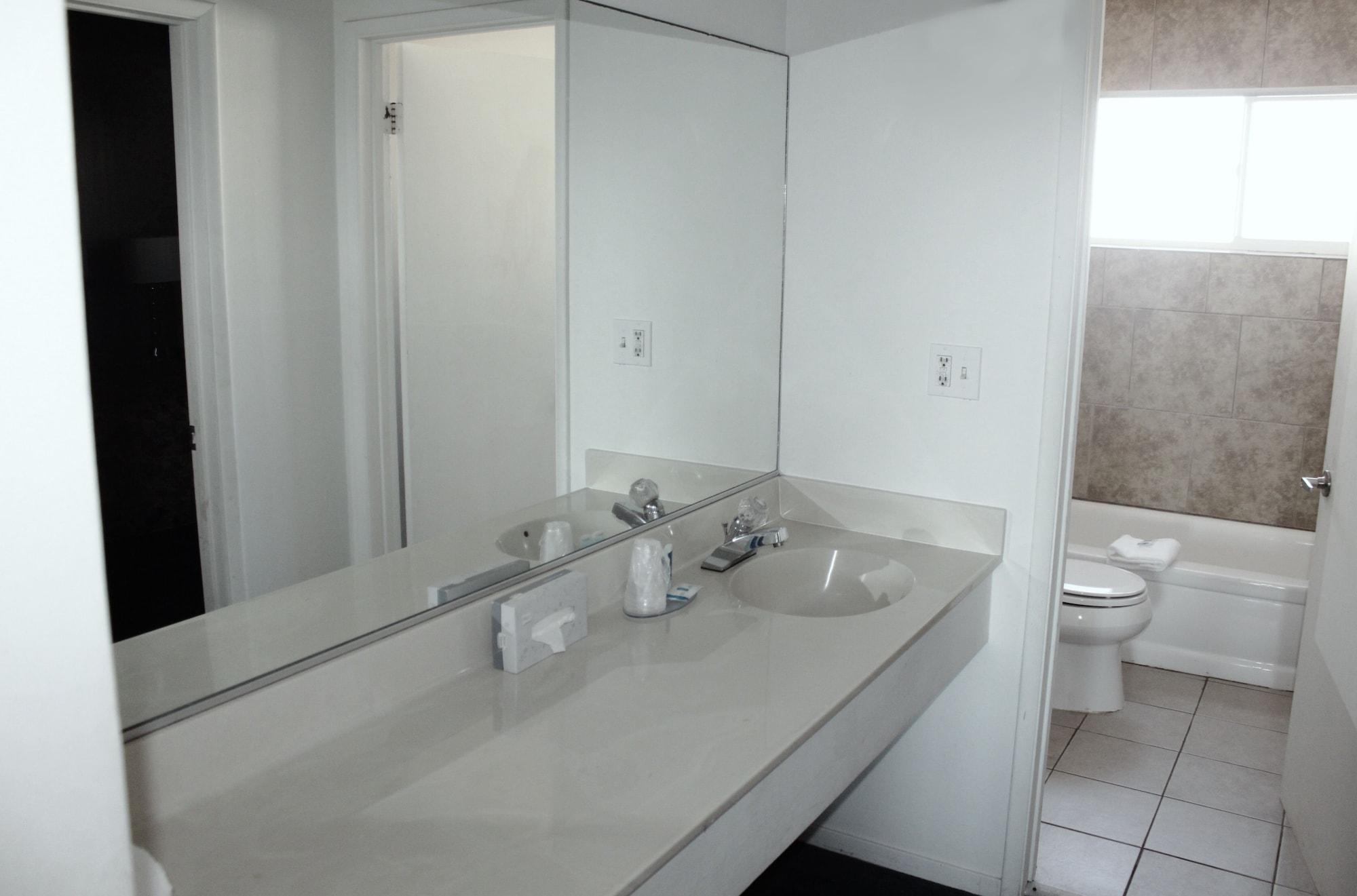 6 San Francisco, Ca Great Highway Hotel 2*