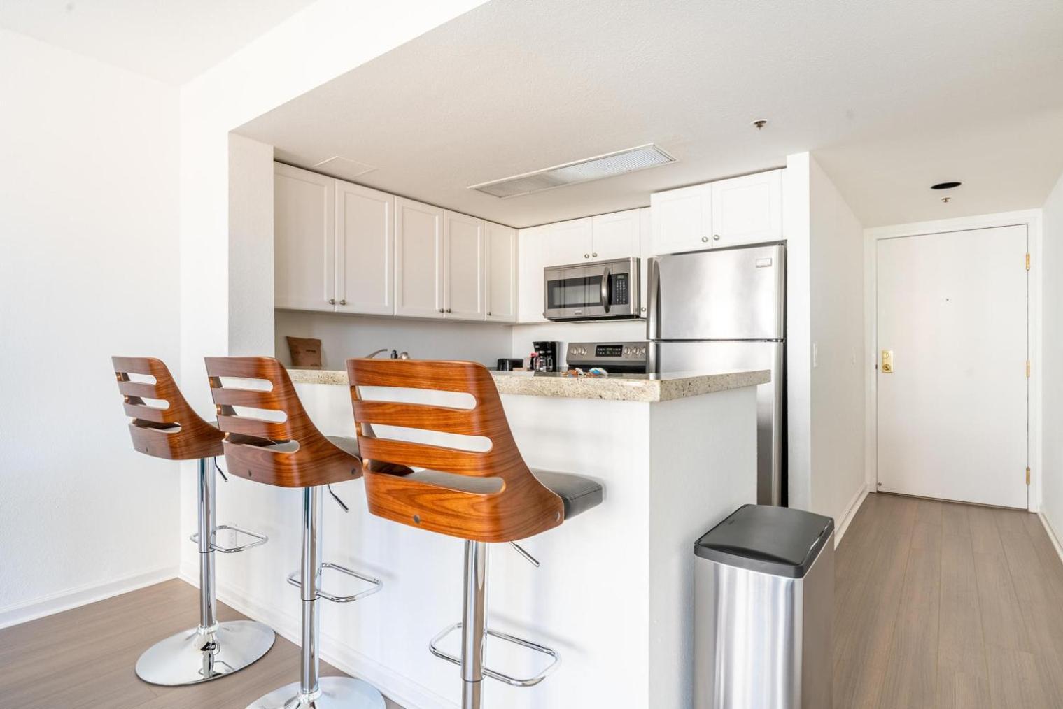 Apartment South 2br W Heated Pool Shops Dining Sfo-1664 *