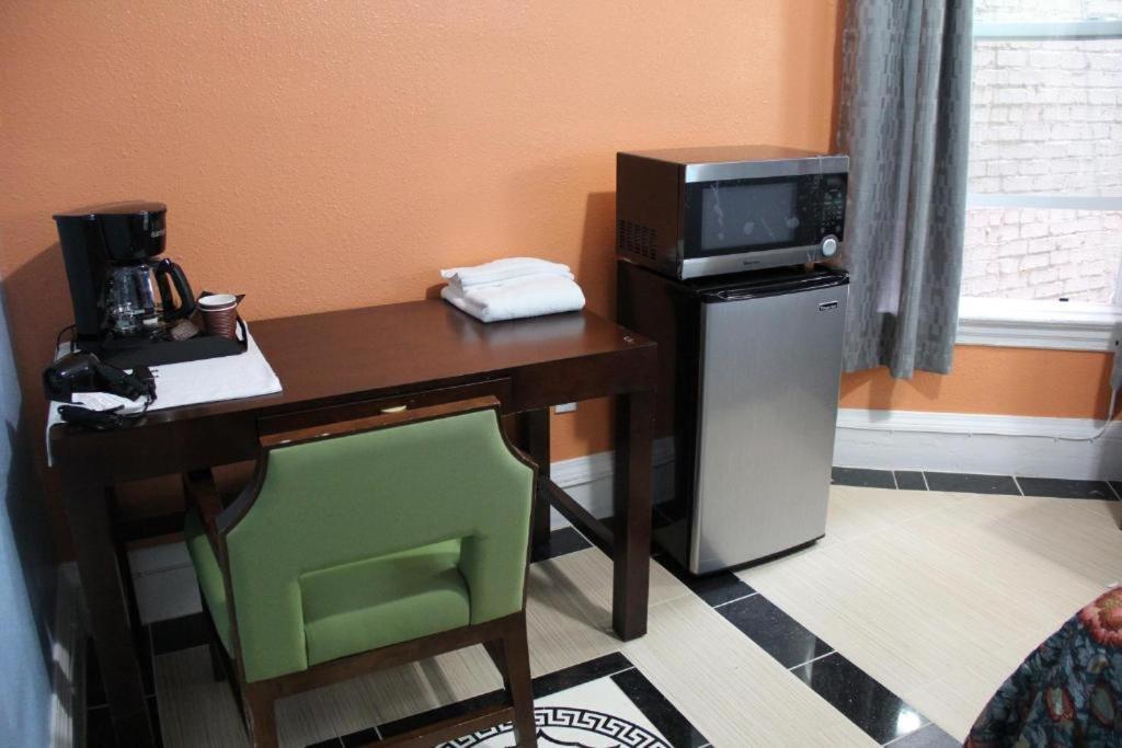 Hotel Oak 2*