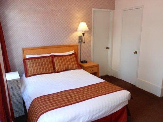 Grant Plaza Hotel