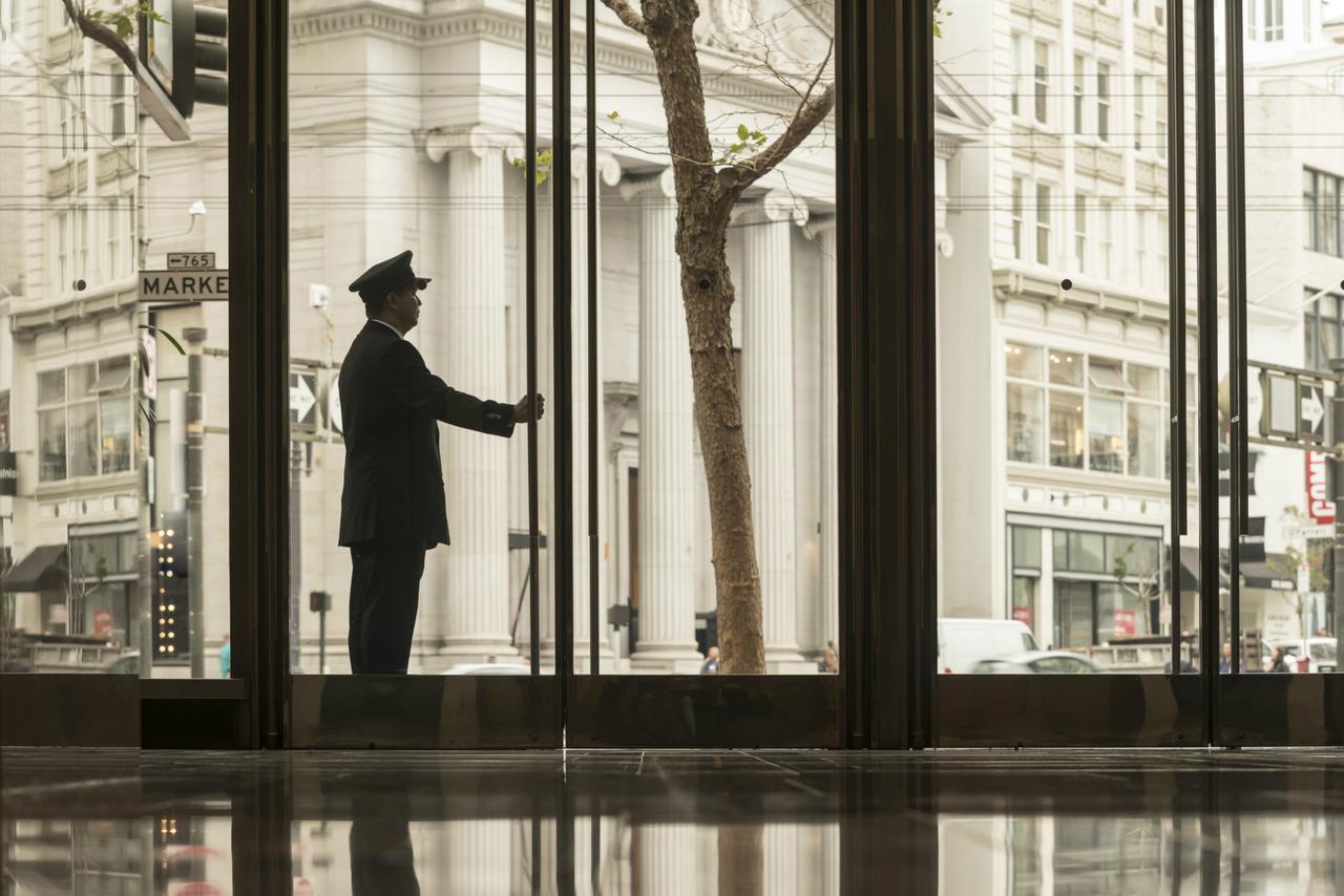 Four Seasons 5*