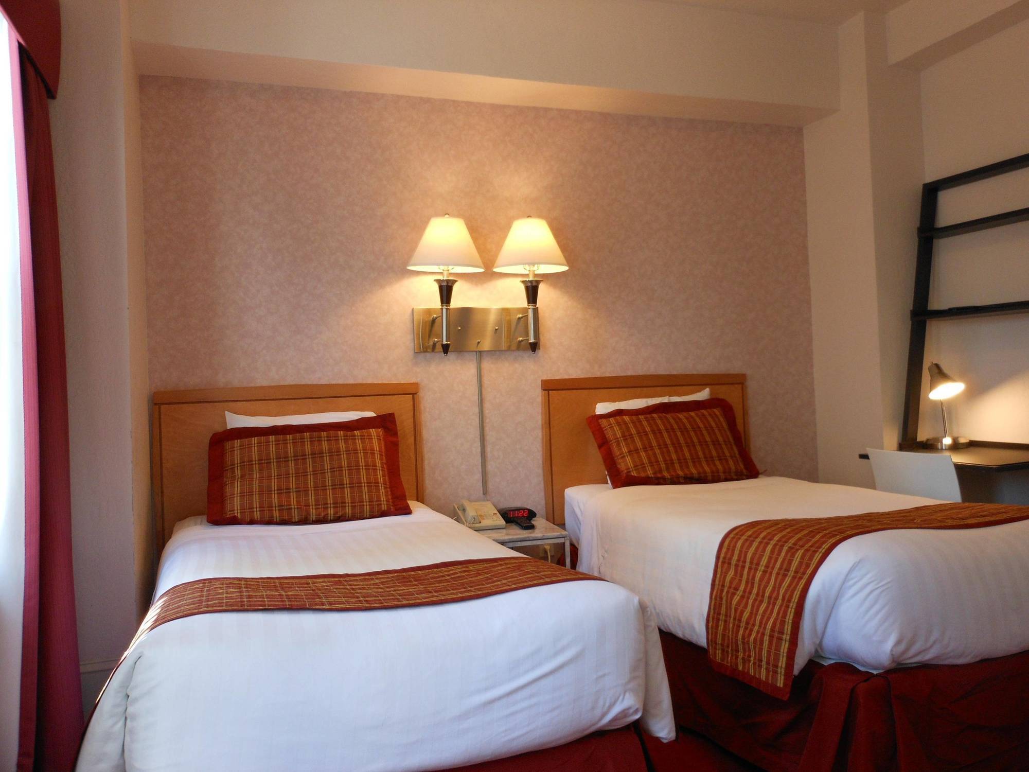 Grant Plaza Hotel