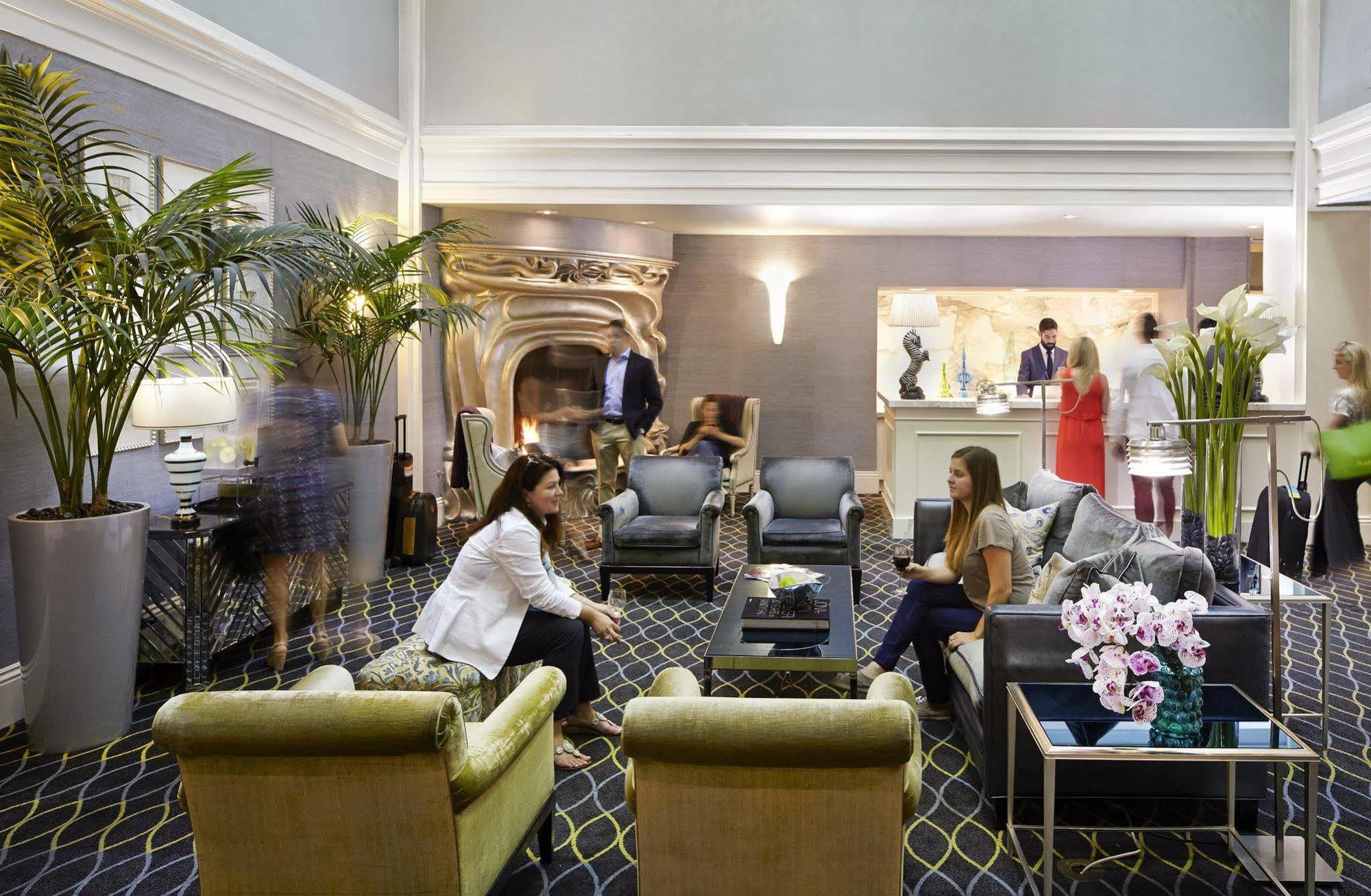 Galleria Park 4*