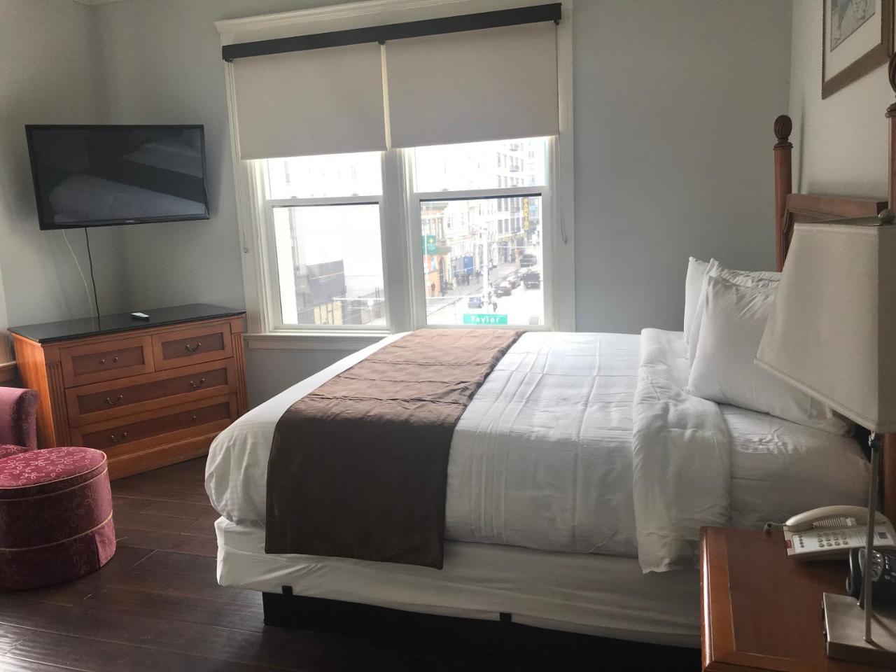 Warfield Inn