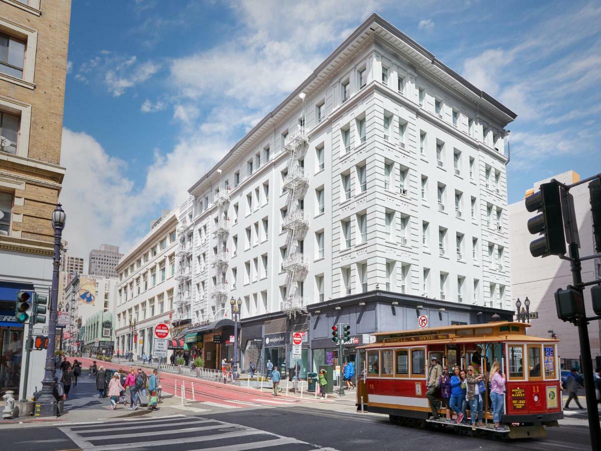 Union Square Hotel 4*