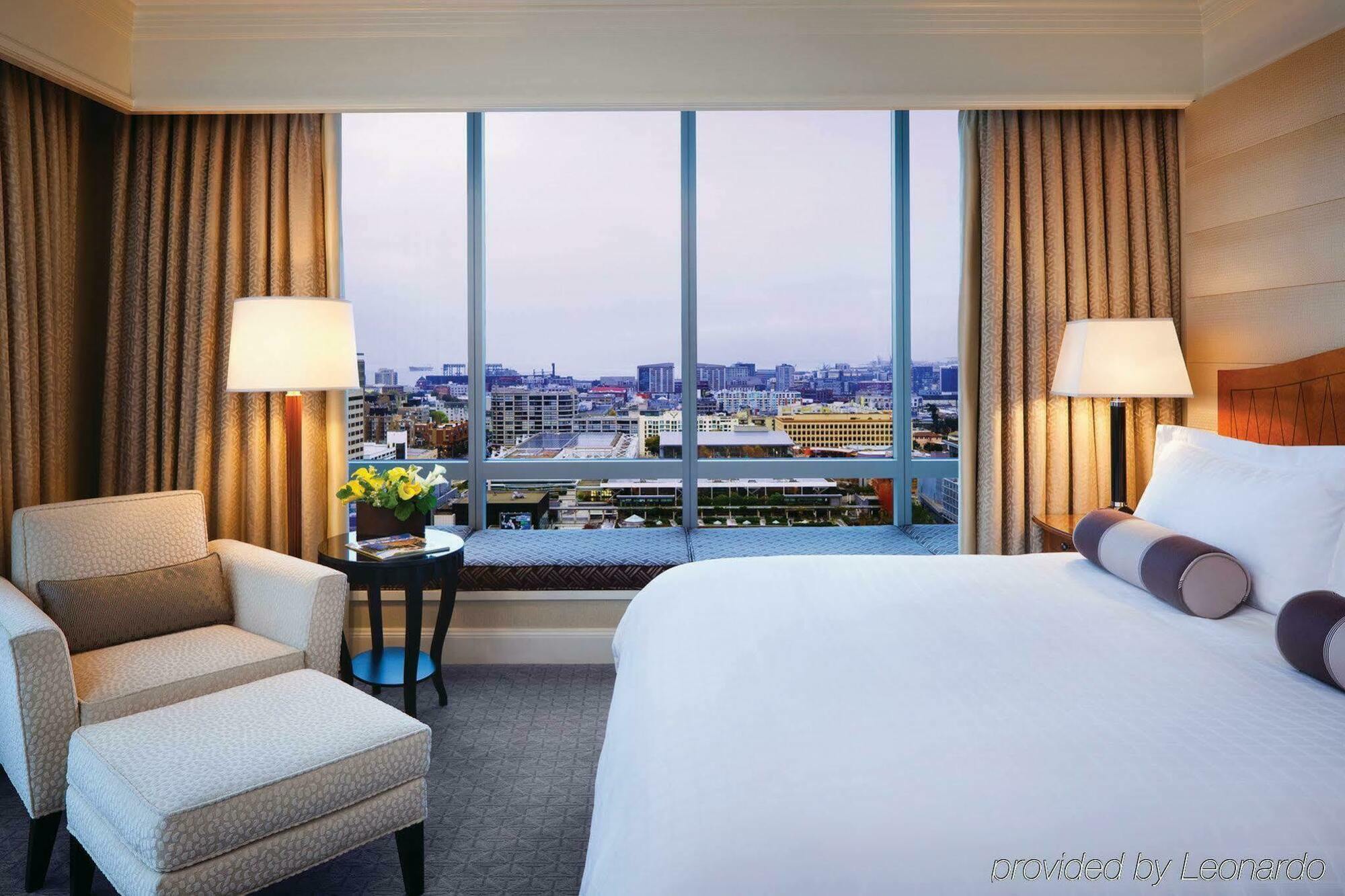 Four Seasons 5*