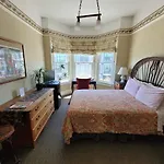 The Willows Inn
