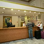 Renoir Hotel