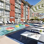 Hotel Caza Fisherman\'S Wharf