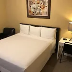 Sf Plaza Hotel