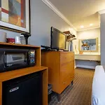 Soma Park Inn