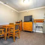 Soma Park Inn