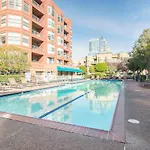 S Beach 2Br W Pool Spa Nr Att Park Sfo-322