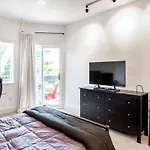 Huge Open Concept Living In Best Location