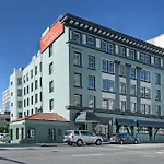 Hotel Garrett