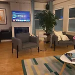 Stylish Nopa Penthouse, Remote Work Friendly