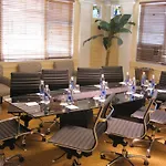 Executive Hotel Vintage Court