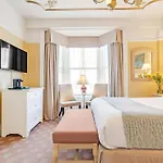 Cornell Hotel De France