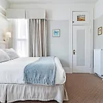 Cornell Hotel De France