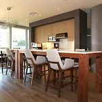 Soma 1Br W Yoga Rooftop Movie Theater Nr Bars Sfo-1484