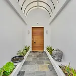Luxury 3Br Home - Pano Views, Steam Room & Deck