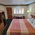 Geary Parkway Motel