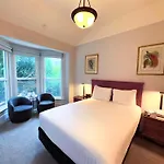The Grove Inn
