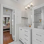 Usf Luxury Furnished Flat Steps To Trader Joes-Target-Lucky Supermarket