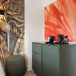 Nob Hill Hotel