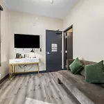 Hotel Epik