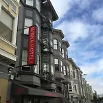 Minna Hotel