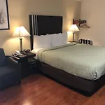 Lombard Plaza Motel