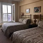 Mayflower Hotel Inc