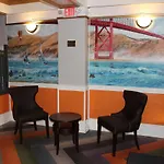 Layne Hotel