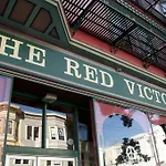 Red Victorian Bed And Breakfast