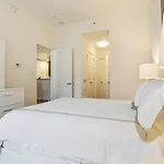 Global Luxury Suites At Mission Rock