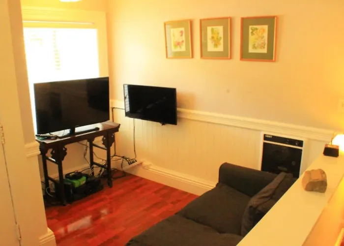 Cole Valley Suite