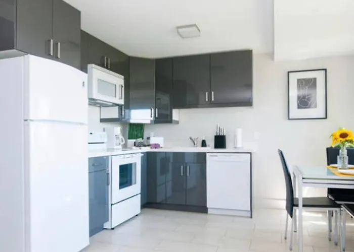 Beautiful Downtown & Bay Bridge, Vineyard Views!