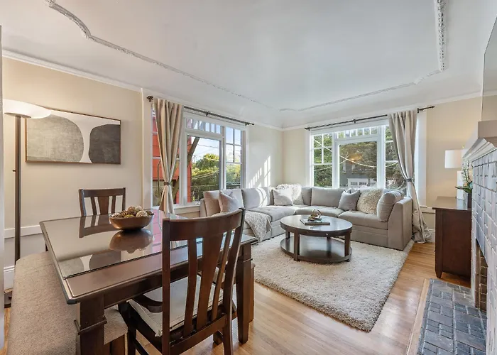 Cozy 2Br Retreat With Parking & Laundry