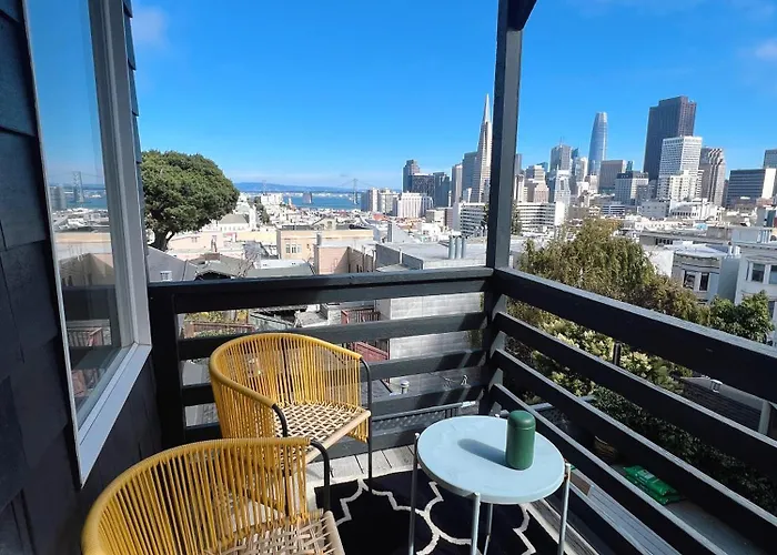 Charming 2Br Cottage With Bay And City Views-Gated Luxury Private Place