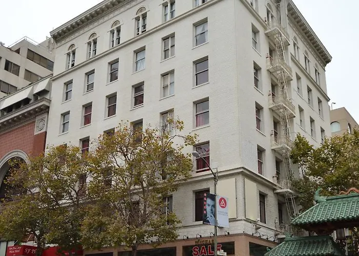 Sf Plaza Hotel