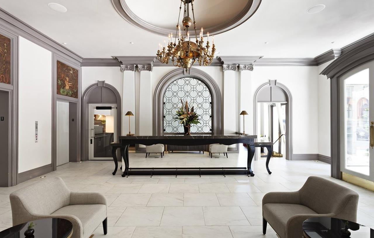 Warwick Hotel 4*