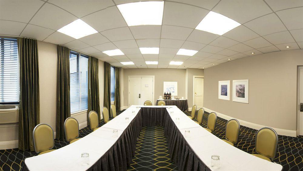 Galleria Park Hotel 4*