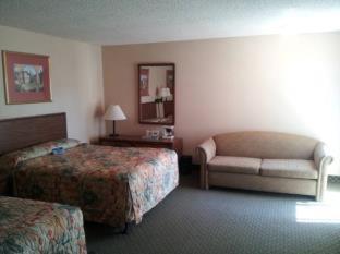 Motel Travelodge By Wyndham Bay 2*